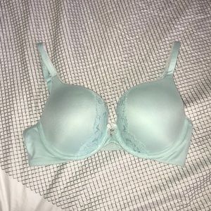 Victoria’s Secret Body by Victoria Bra